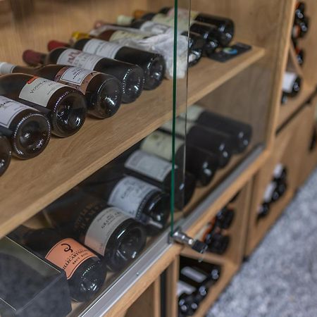 Hotel Interlaken Lounge Bar & Spa 克松吕-隆日梅 外观 照片