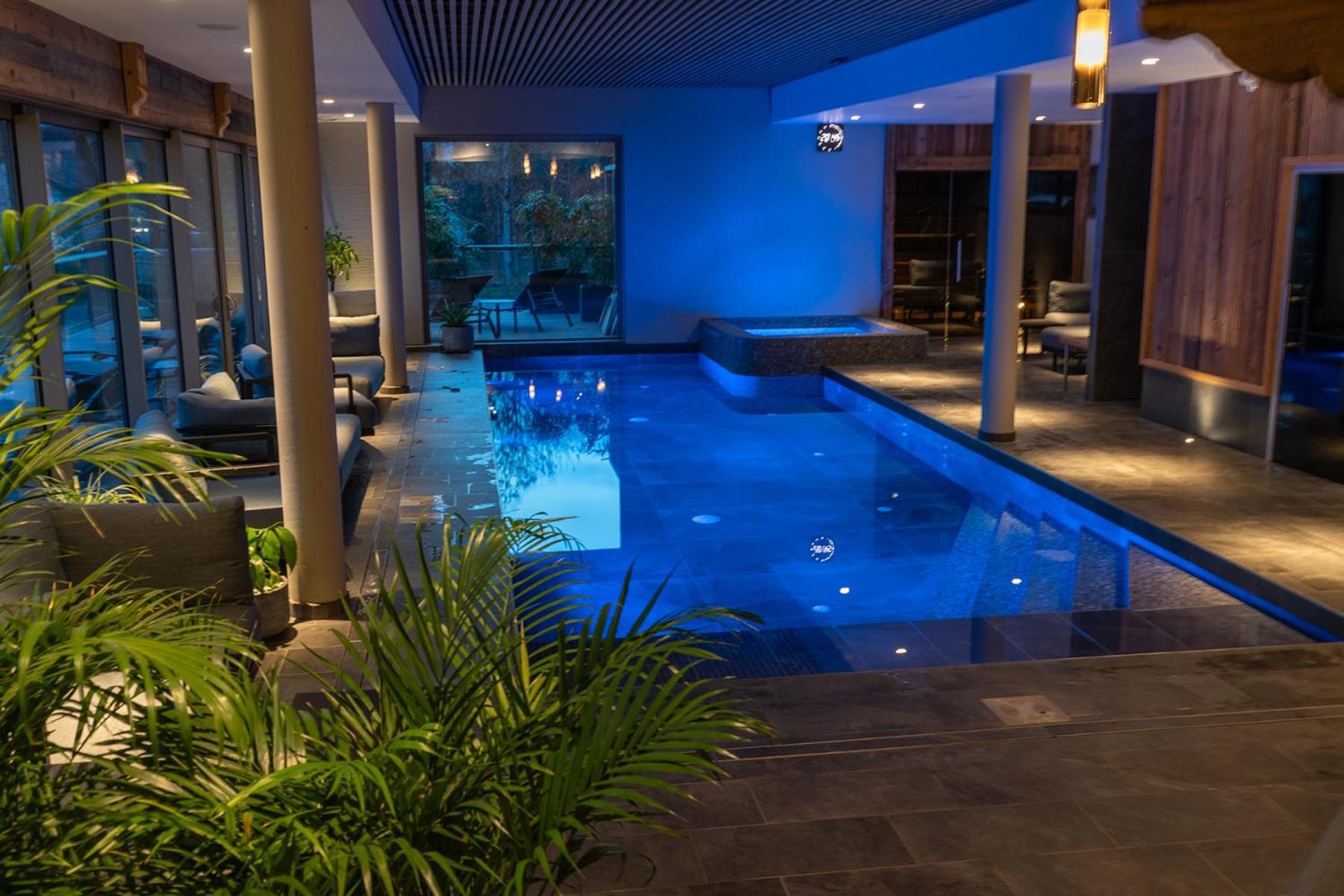 Hotel Interlaken Lounge Bar & Spa 克松吕-隆日梅 外观 照片