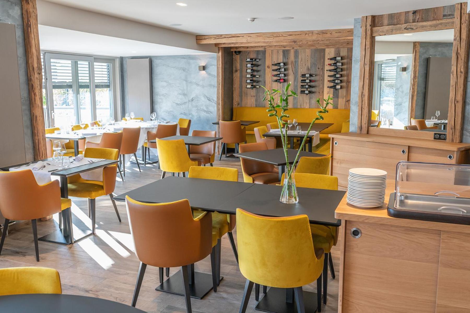 Hotel Interlaken Lounge Bar & Spa 克松吕-隆日梅 外观 照片