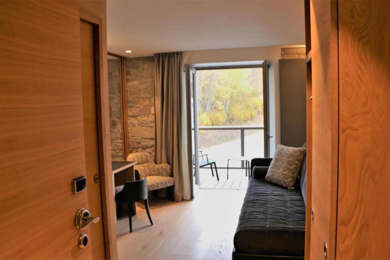 Hotel Interlaken Lounge Bar & Spa 克松吕-隆日梅 外观 照片