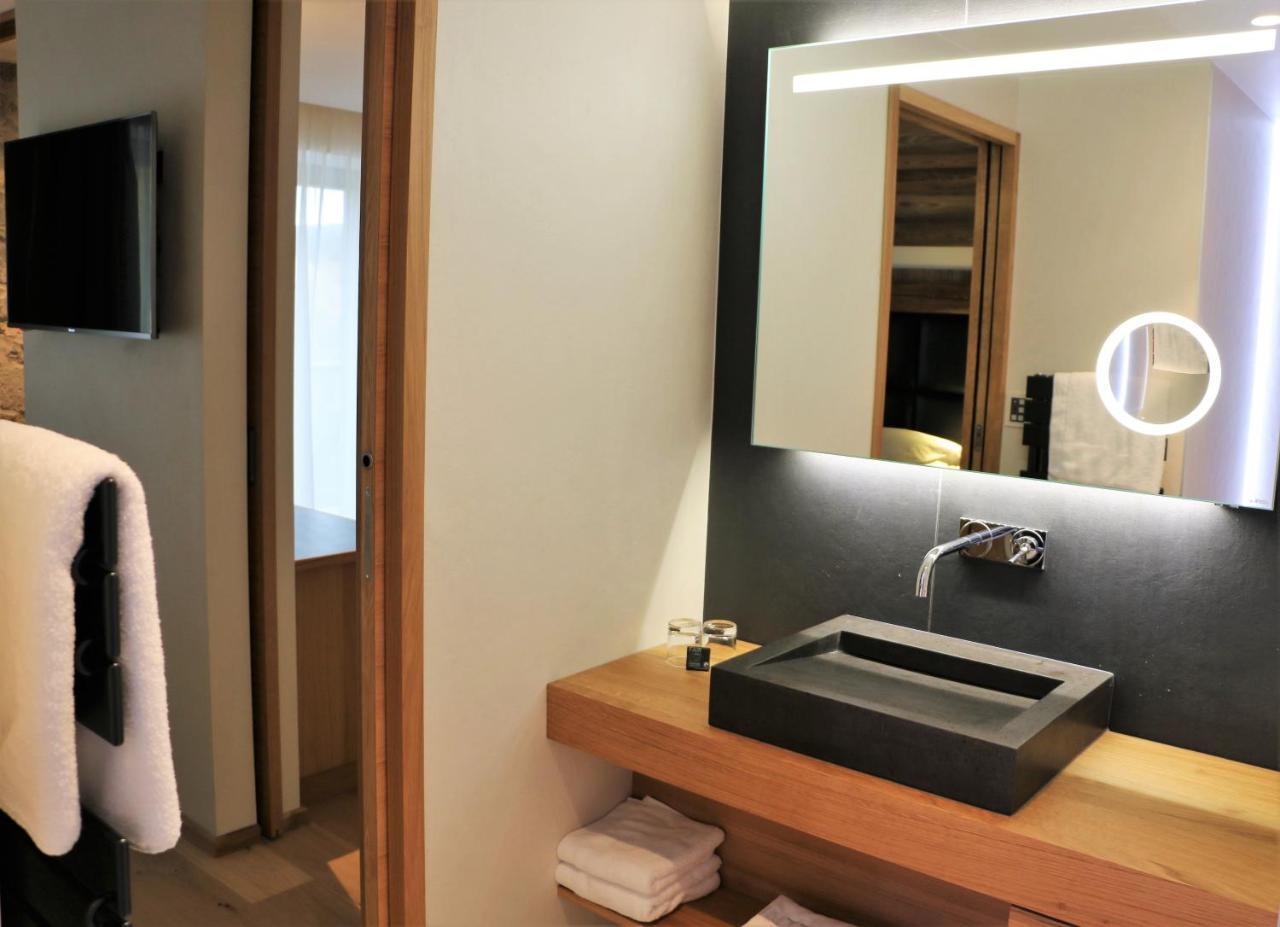 Hotel Interlaken Lounge Bar & Spa 克松吕-隆日梅 外观 照片